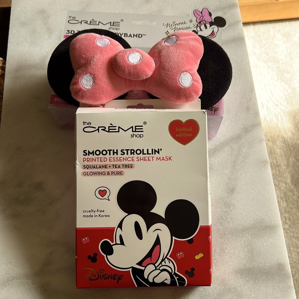 The Creme Shop Smooth Strolling Mickey Mouse Sheet Mask & Minnie Headband